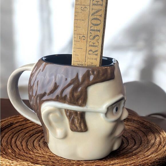 The Office: Dwight Schrute Molded 3D Head Shaped 20 Oz Coffee Cup Mug - Picture 8 of 11